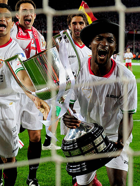 育界对多元 育界对多元