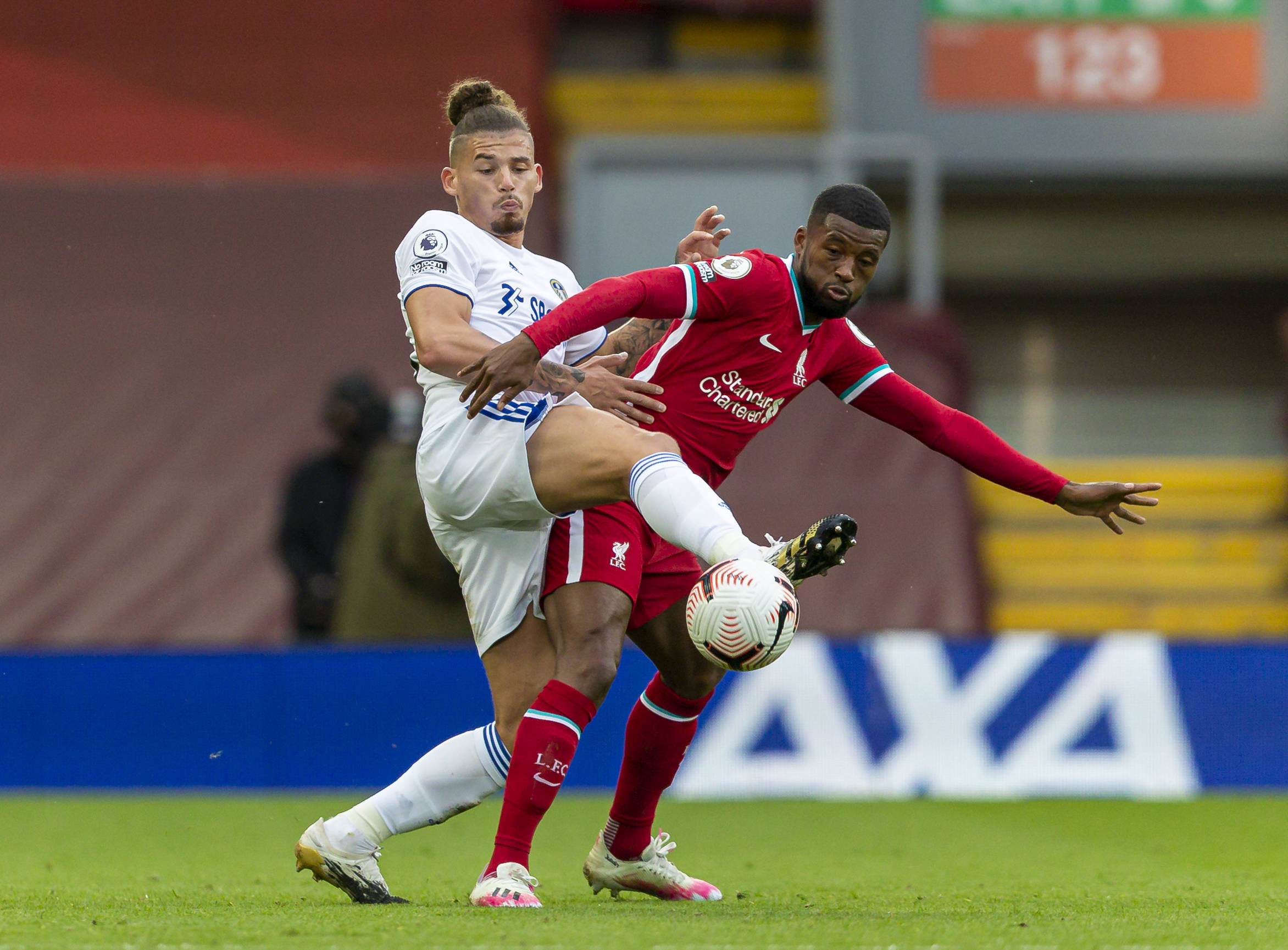 中脱颖而出 中脱颖而出